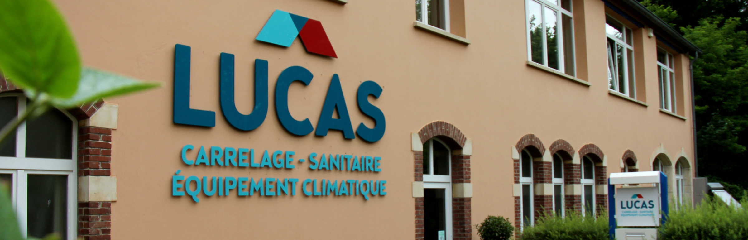 Banner LUCAS