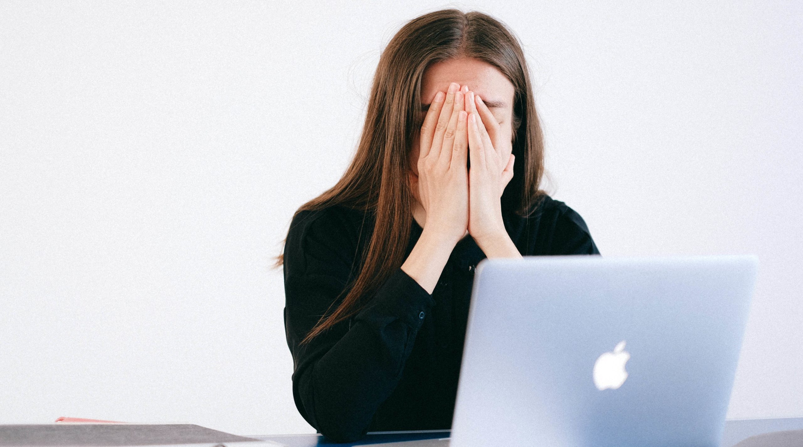 pexels-anna-shvets-4226215-compressed-1-scaled