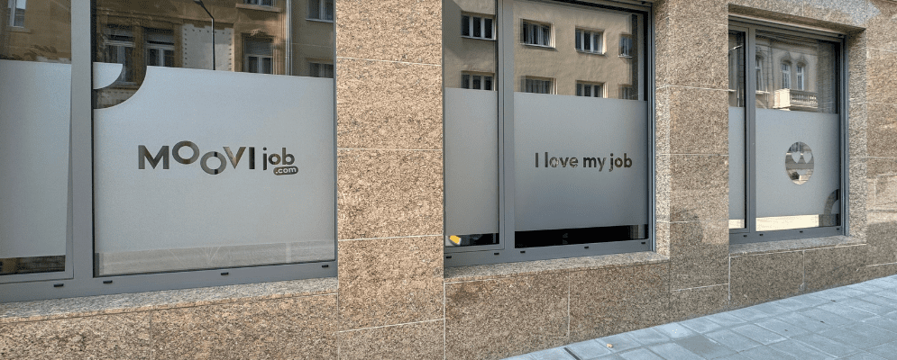 qui se cache derriere moovijob.com