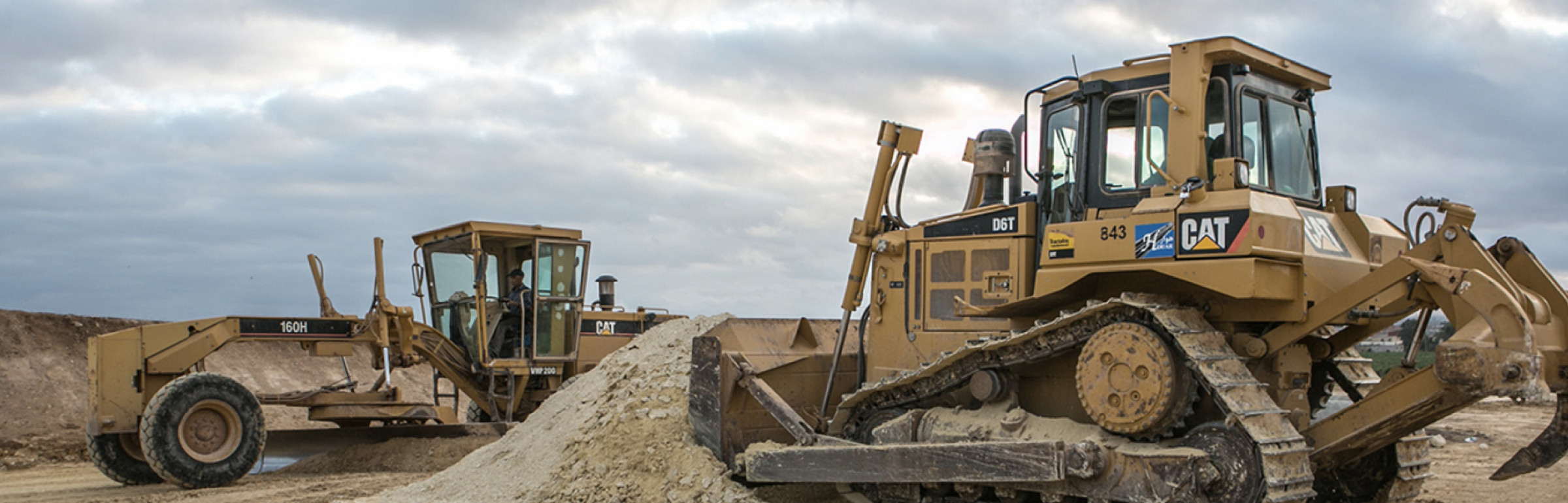 Banner BERGERAT MONNOYEUR - CATERPILLAR